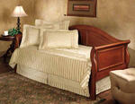Bedford Daybed (Cherry Finish)